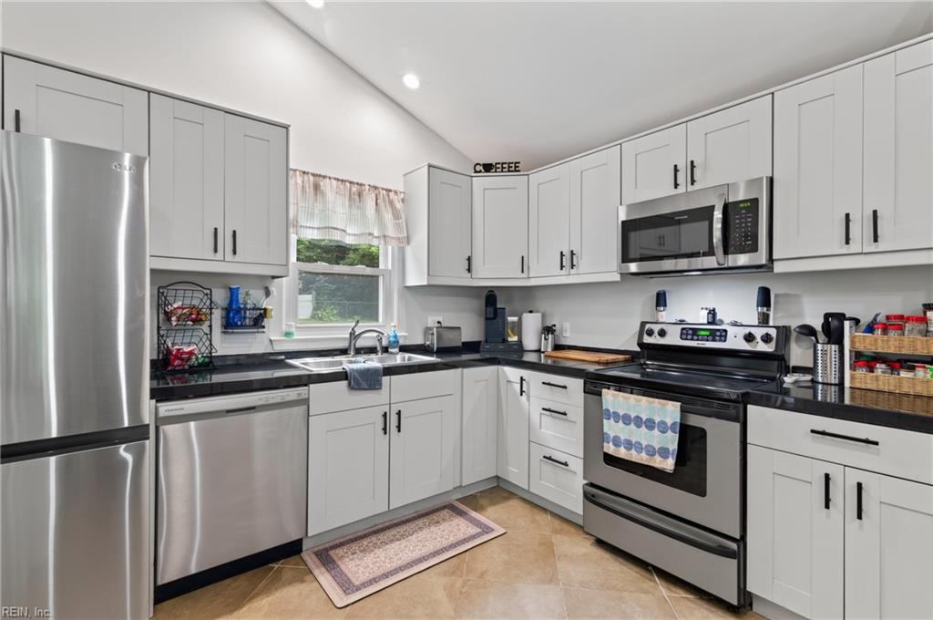 303 Marl Ravine Road Yorktown VA 23692