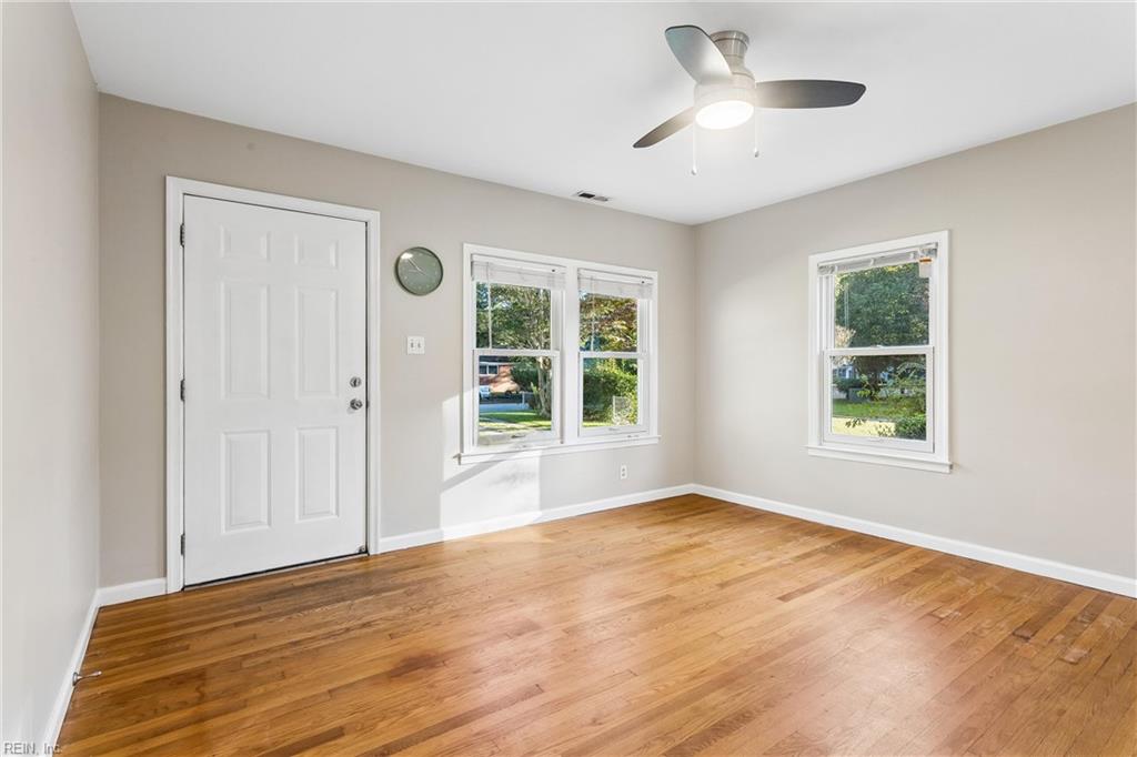 103 Parker Avenue Newport News VA 23606