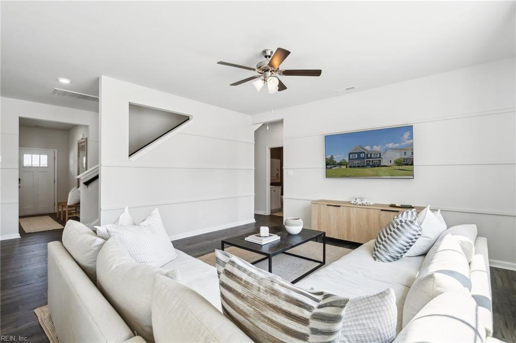 121 Gallop Way Yorktown VA 23690