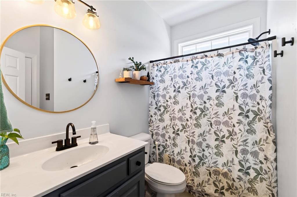 110 Collington Run Yorktown VA 23693
