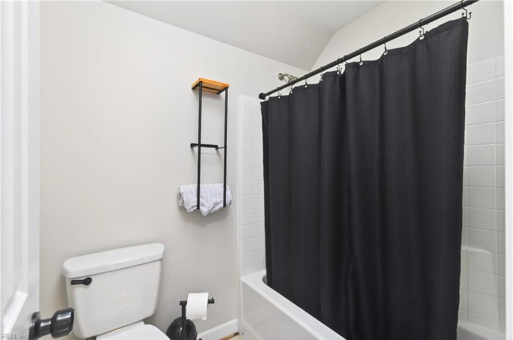 110 Collington Run Yorktown VA 23693
