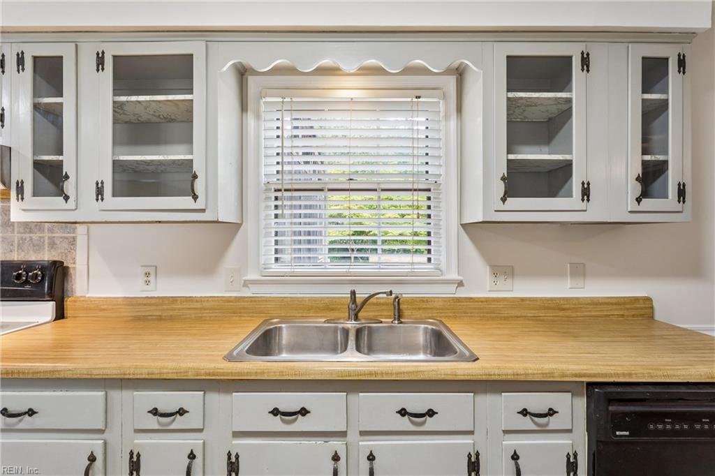 615 Valley Forge Drive Newport News VA 23602