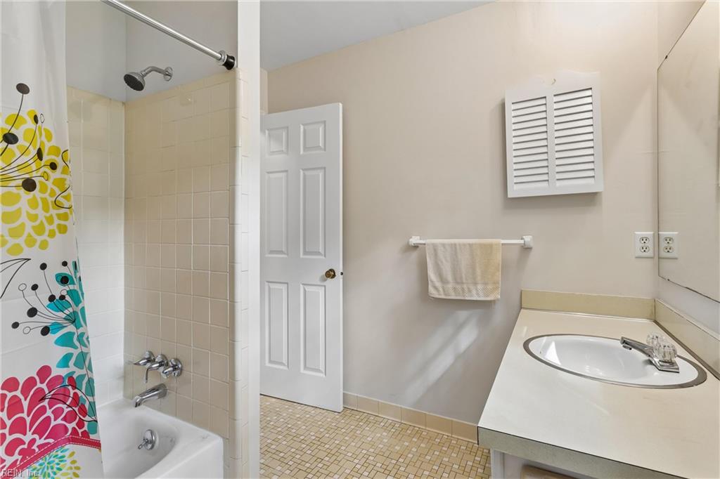615 Valley Forge Drive Newport News VA 23602