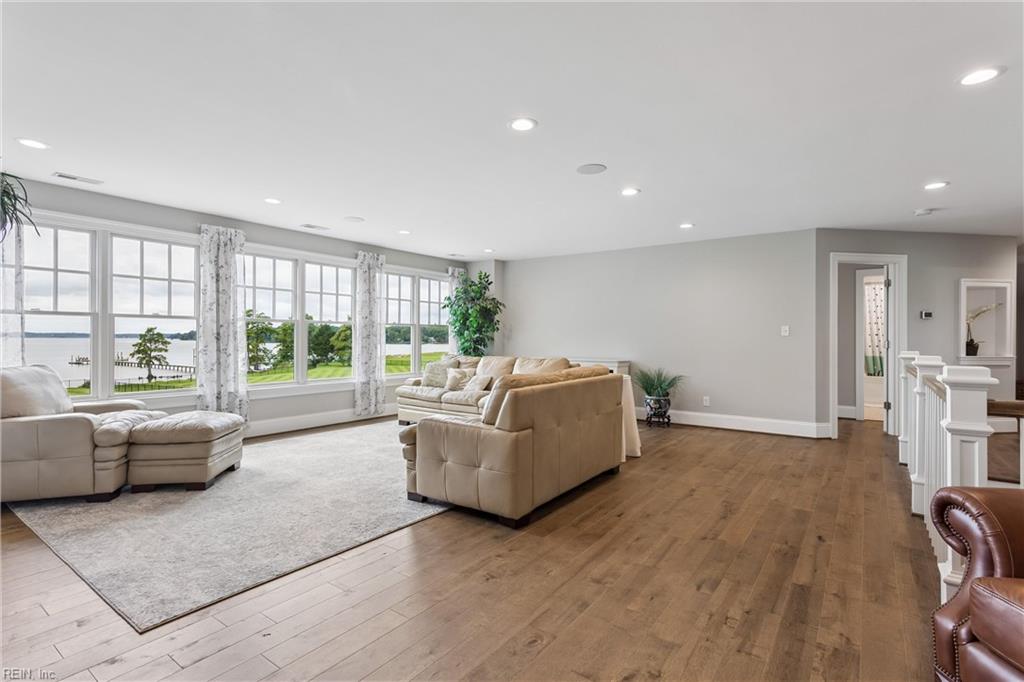 1493 John Tyler Highway Williamsburg VA 23185