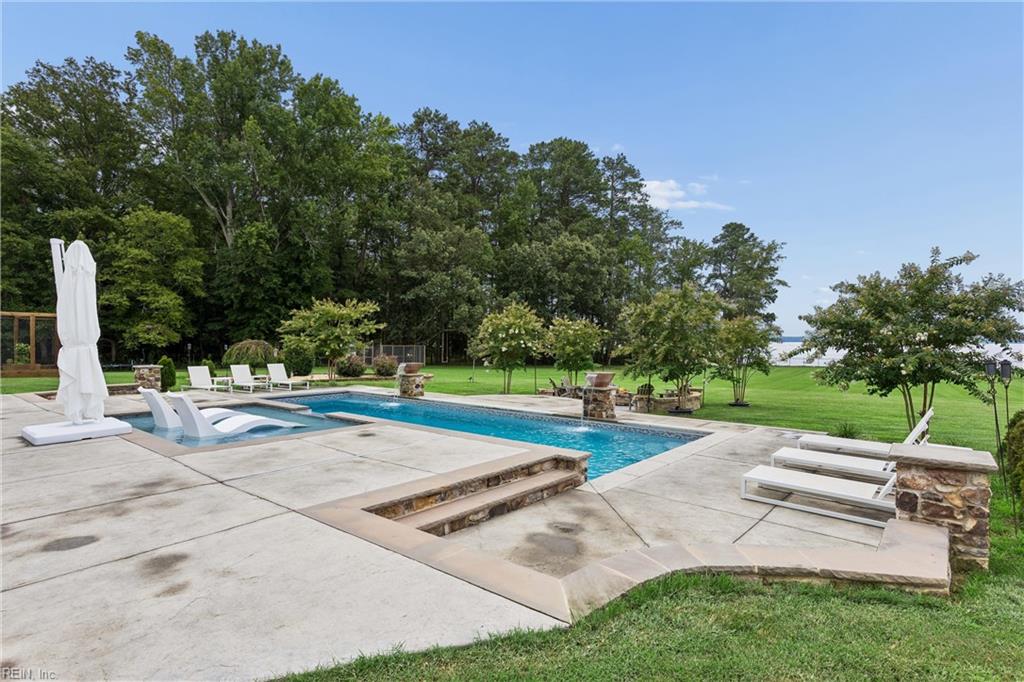 1493 John Tyler Highway Williamsburg VA 23185