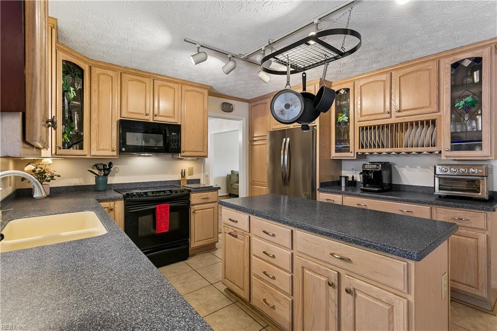 101 Cranwood Court Yorktown VA 23693