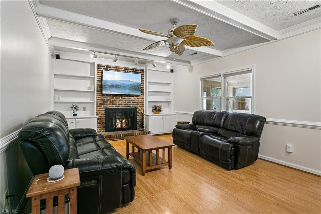 101 Cranwood Court Yorktown VA 23693