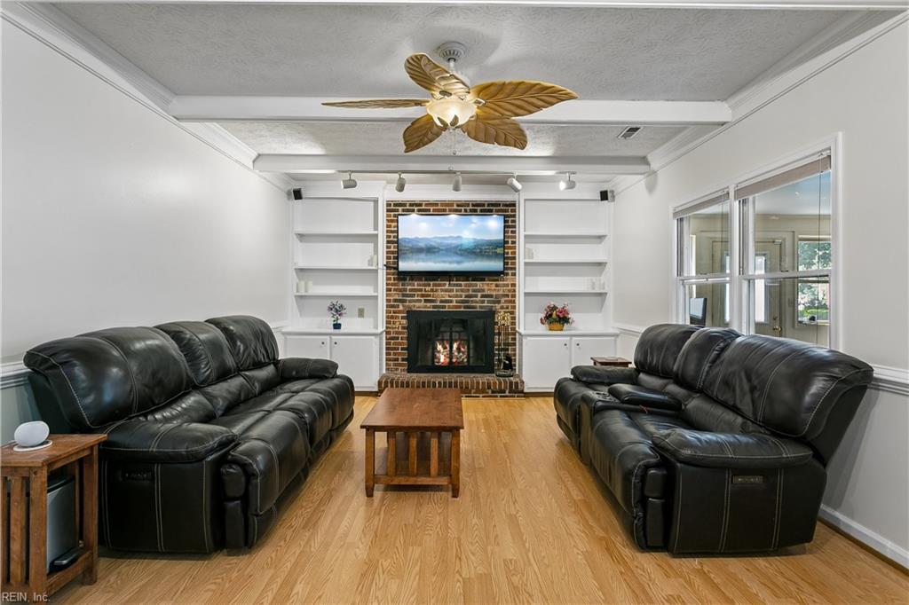 101 Cranwood Court Yorktown VA 23693
