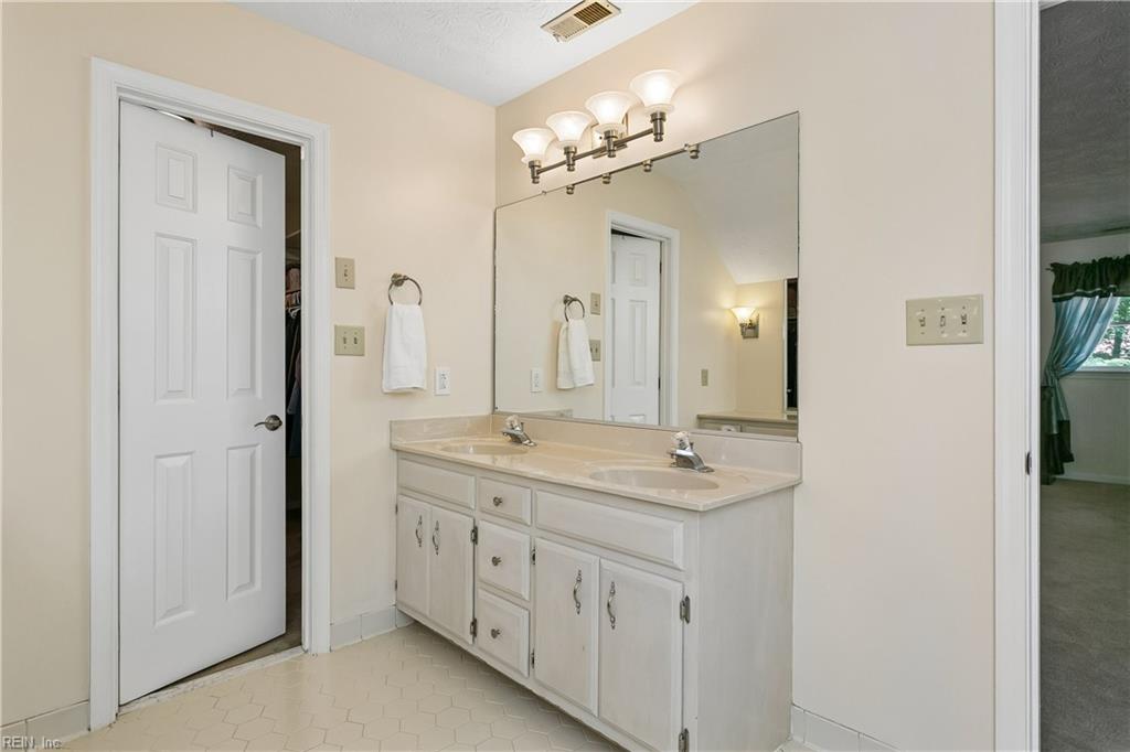 101 Cranwood Court Yorktown VA 23693