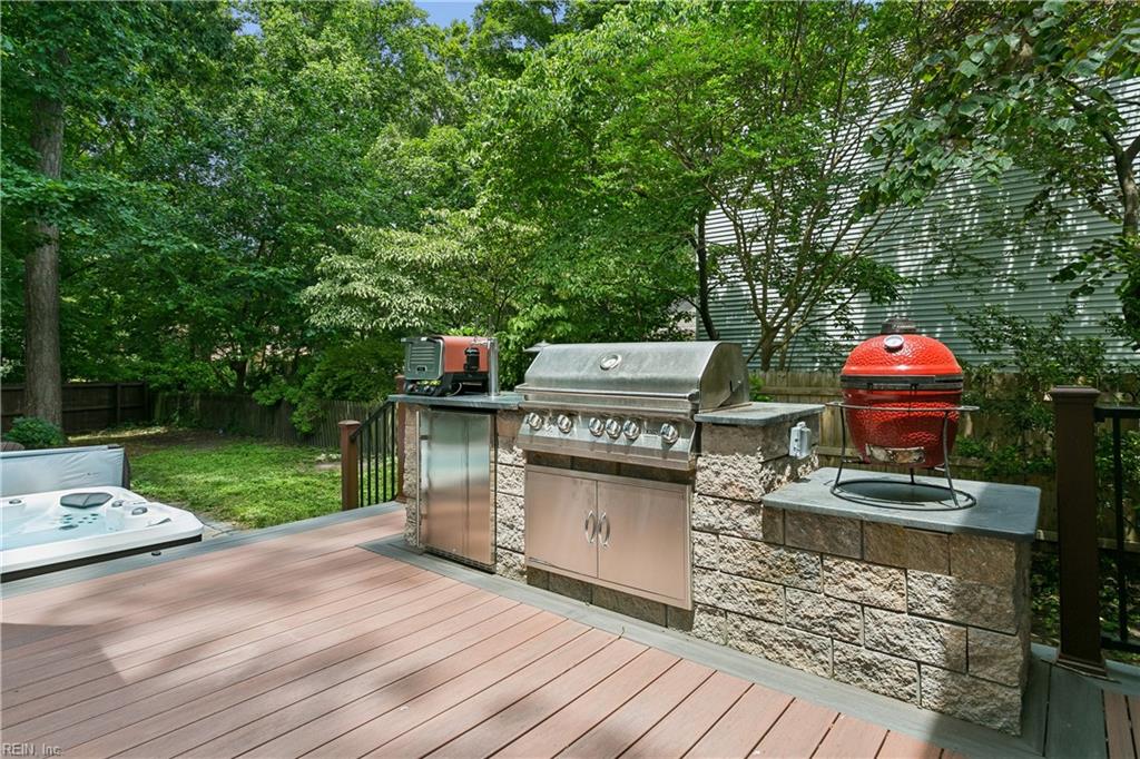 101 Cranwood Court Yorktown VA 23693