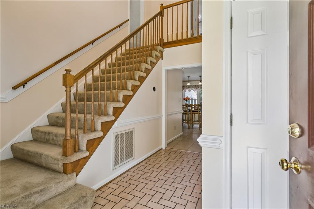 101 Cranwood Court Yorktown VA 23693
