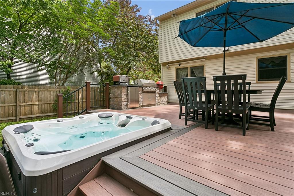 101 Cranwood Court Yorktown VA 23693