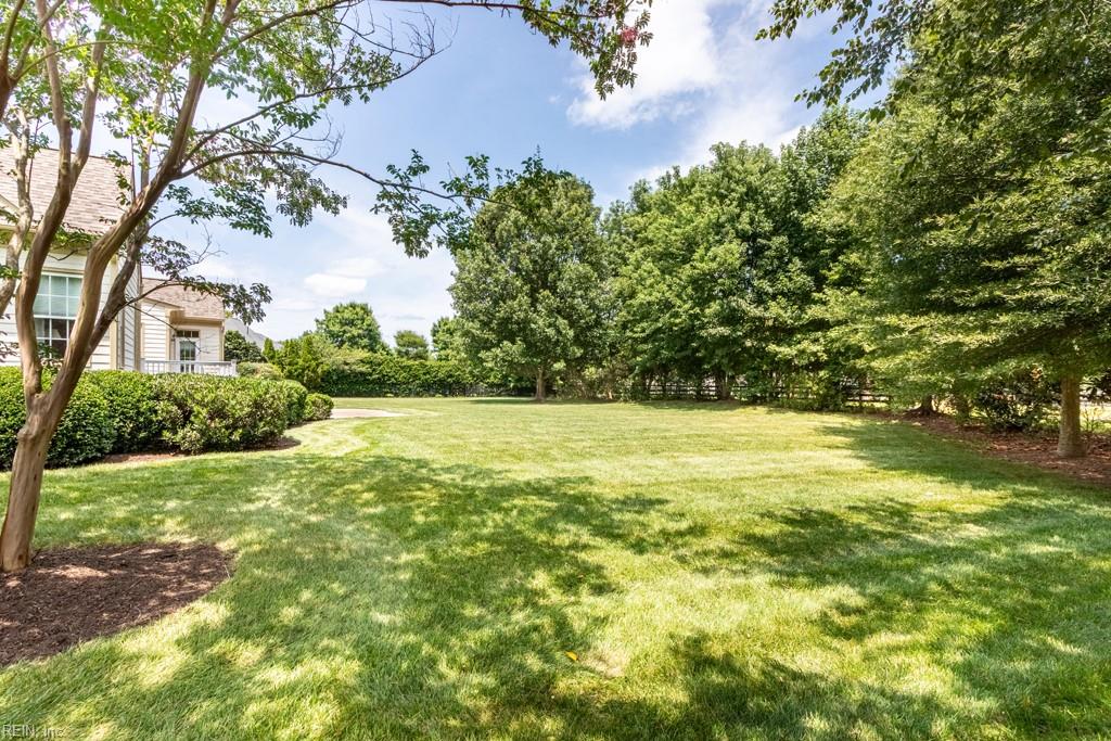 104 Taylor Farm Lane Yorktown VA 23693