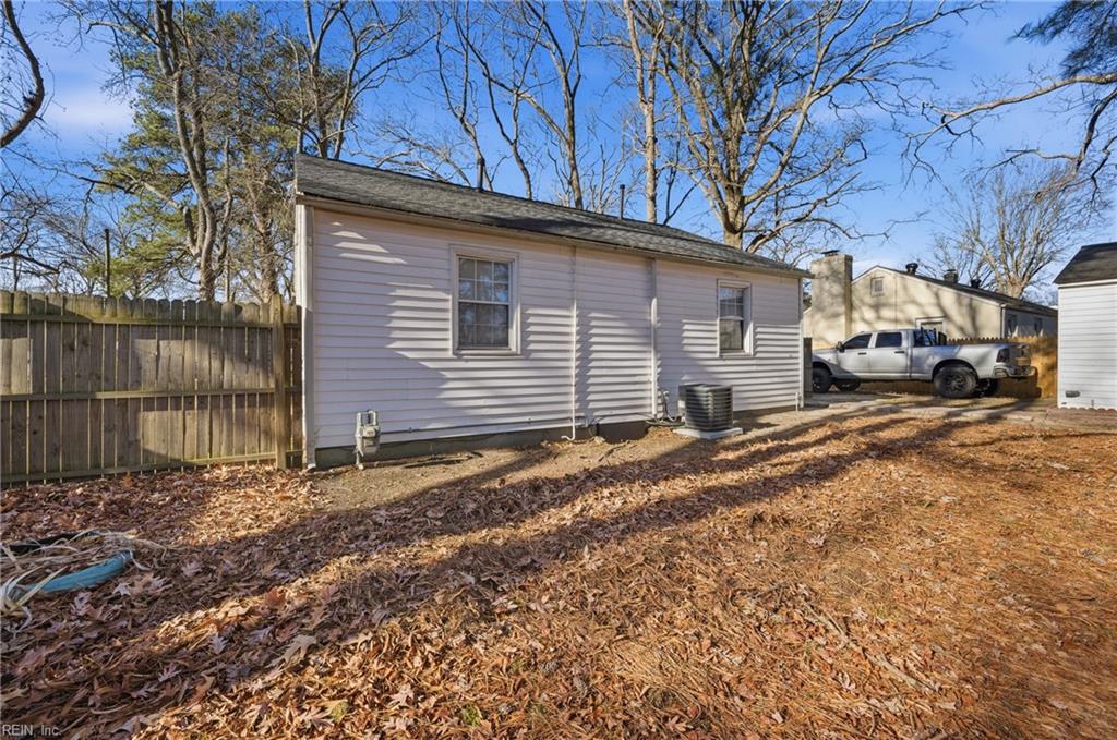 5912 Andrew Place Newport News VA 23605