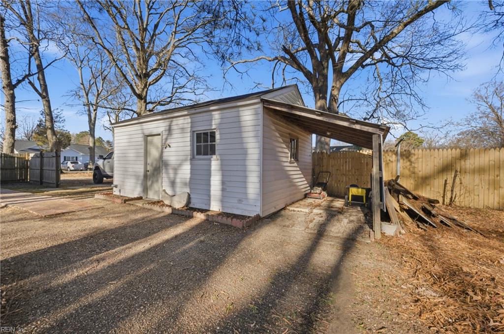 5912 Andrew Place Newport News VA 23605
