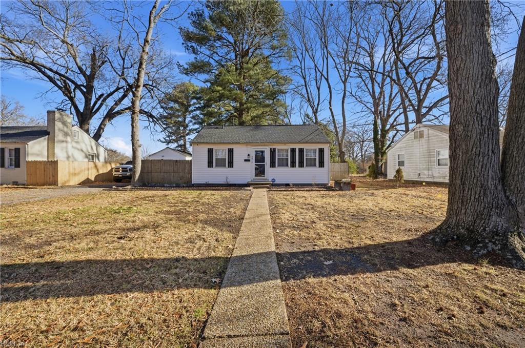 5912 Andrew Place Newport News VA 23605