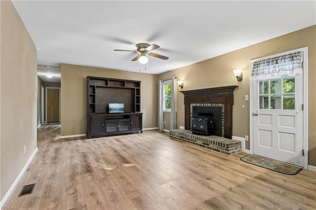 302 Bolivar Drive Yorktown VA 23692
