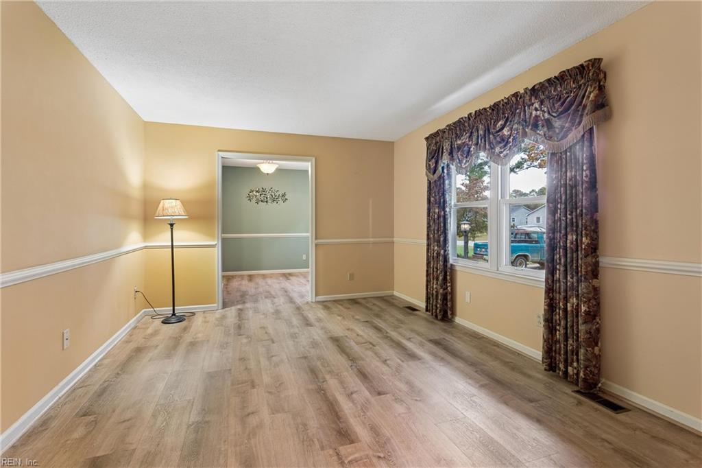 302 Bolivar Drive Yorktown VA 23692