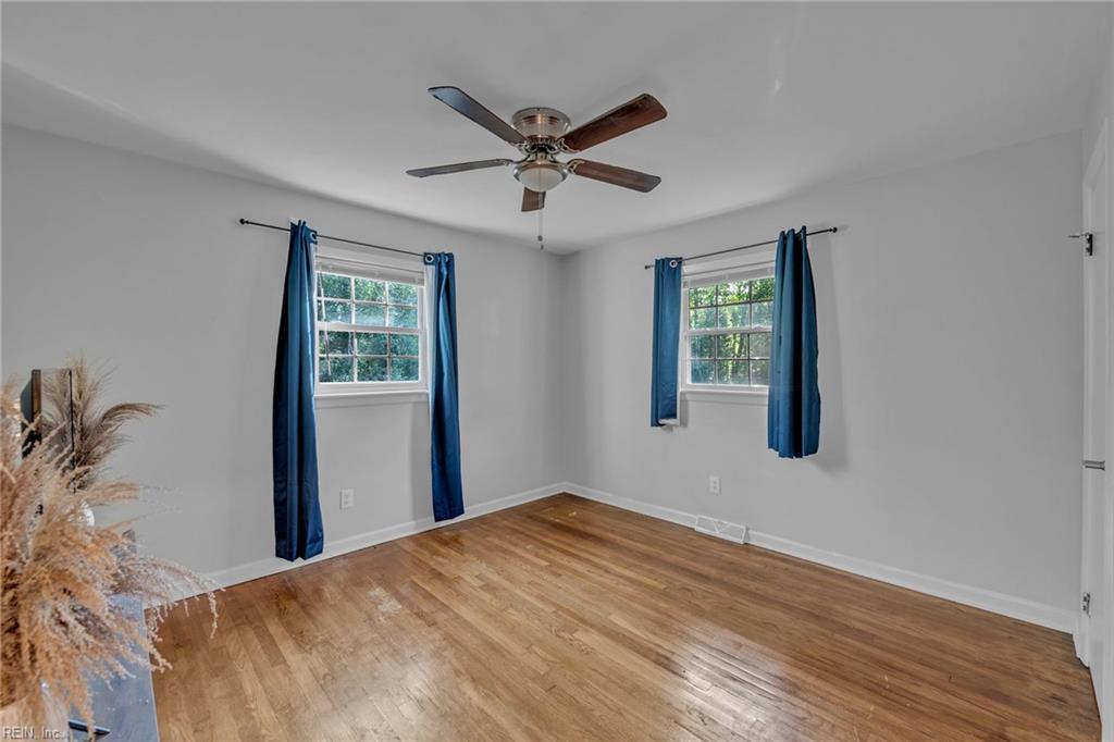 101 Carol Drive Yorktown VA 23692
