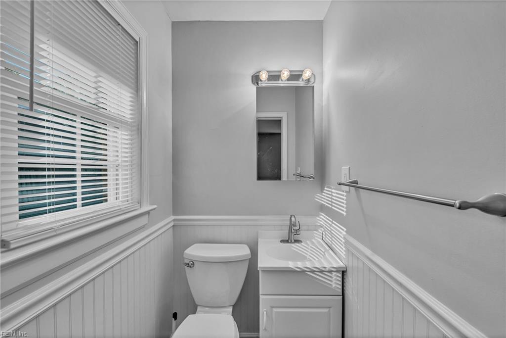 101 Carol Drive Yorktown VA 23692