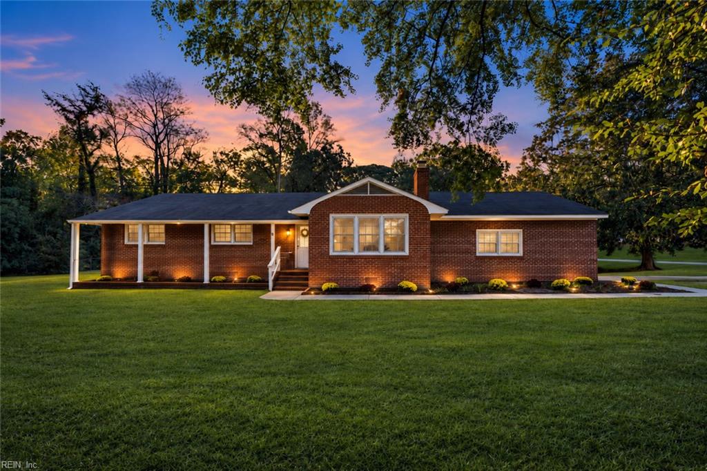 101 Carol Drive Yorktown VA 23692