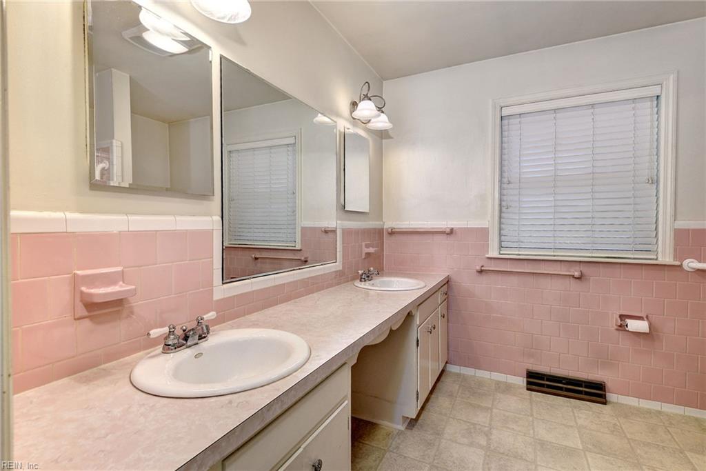 701 Dare Road Yorktown VA 23692
