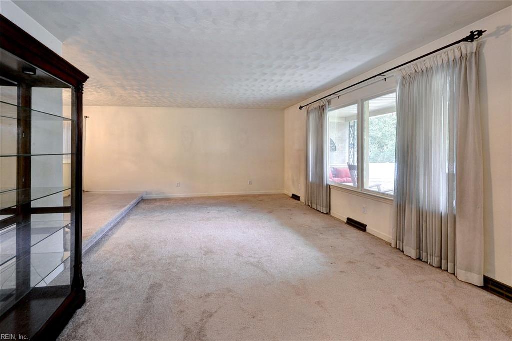 701 Dare Road Yorktown VA 23692