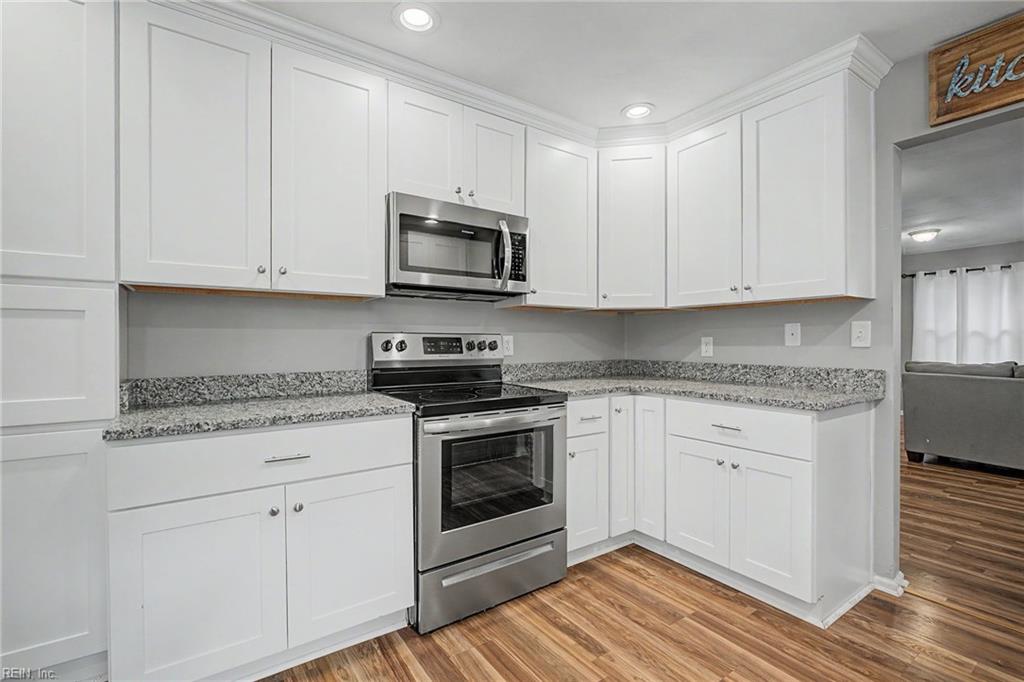 208 Captains Lane Newport News VA 23602