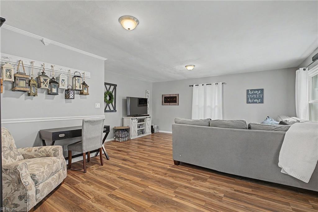 208 Captains Lane Newport News VA 23602