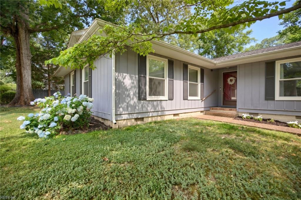 208 Captains Lane Newport News VA 23602