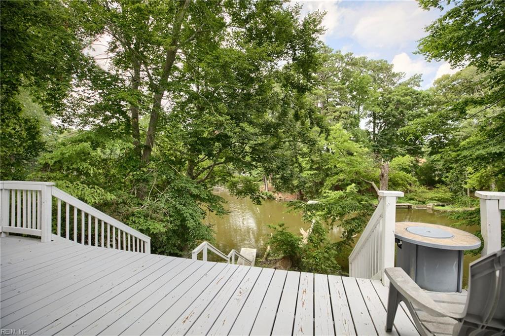 208 Captains Lane Newport News VA 23602