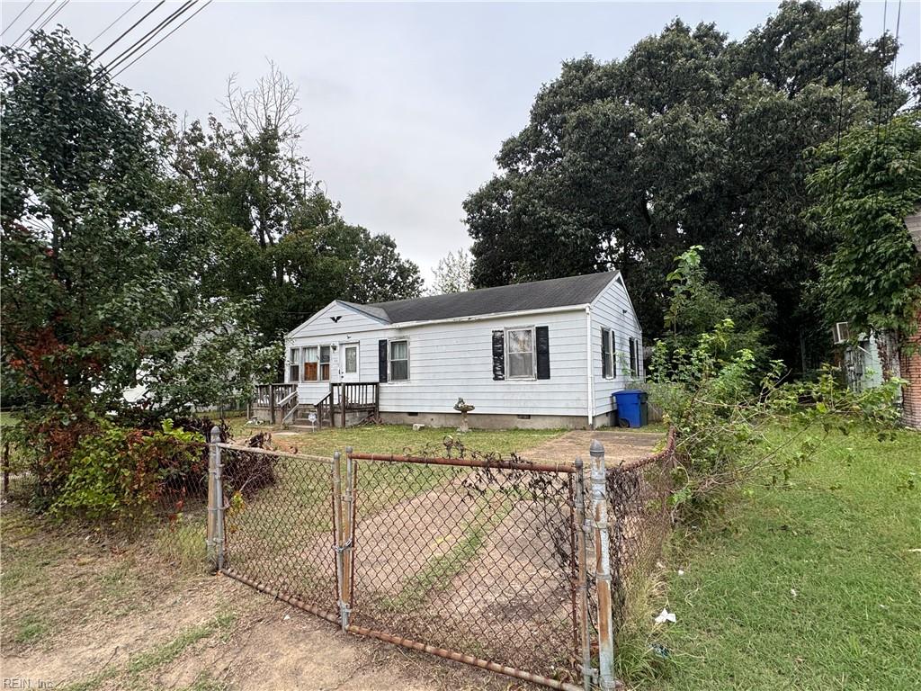 602 Randolph Rd Road Newport News VA 23605