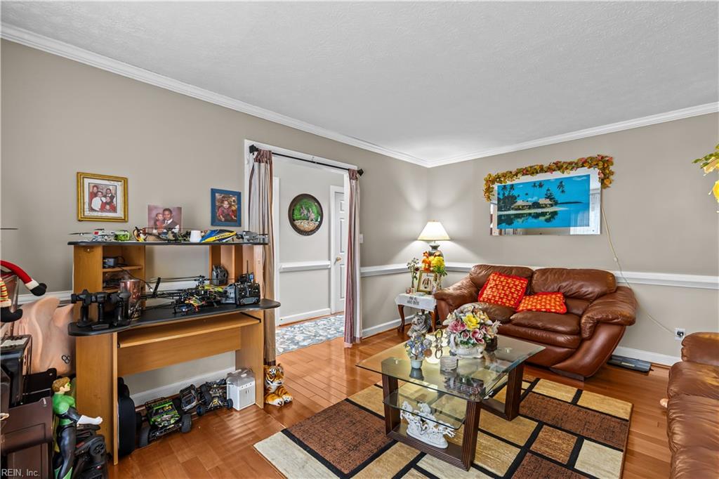 933 Lockspur Crescent Newport News VA 23608