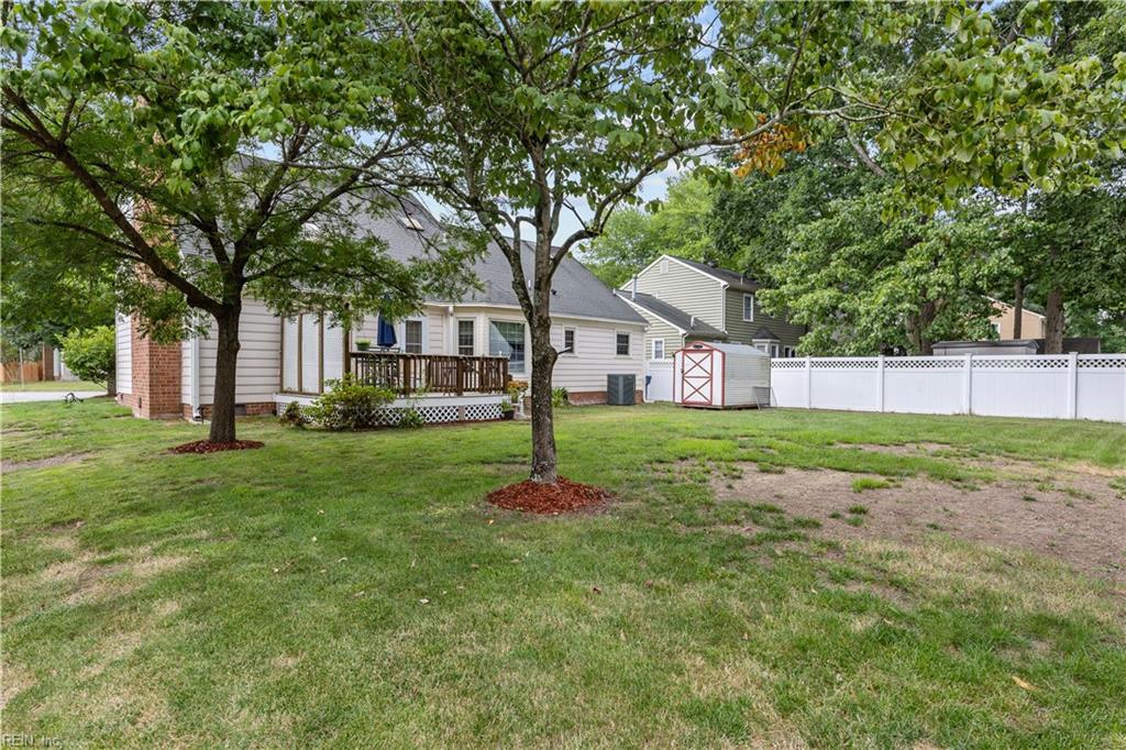 933 Lockspur Crescent Newport News VA 23608