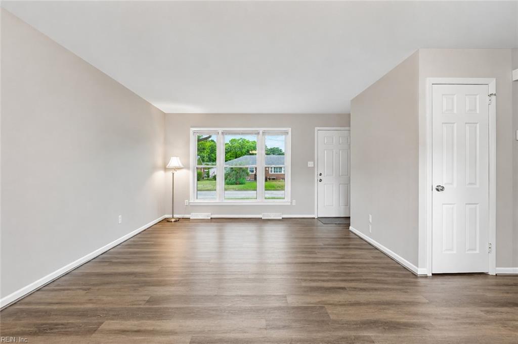 9 Calvert Drive Newport News VA 23601