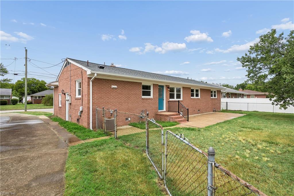 9 Calvert Drive Newport News VA 23601