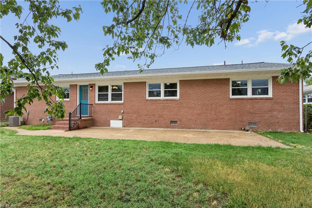 9 Calvert Drive Newport News VA 23601