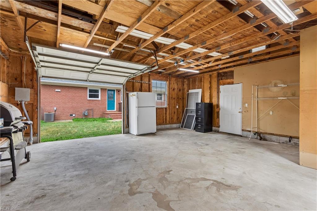 9 Calvert Drive Newport News VA 23601