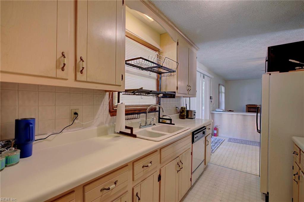 5111 Duchess Lane Gloucester VA 23061