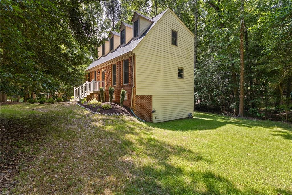 102 Sharps Road Williamsburg VA 23188
