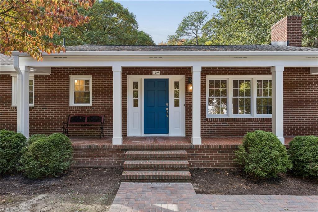 104 Old Dominion Road Yorktown VA 23692