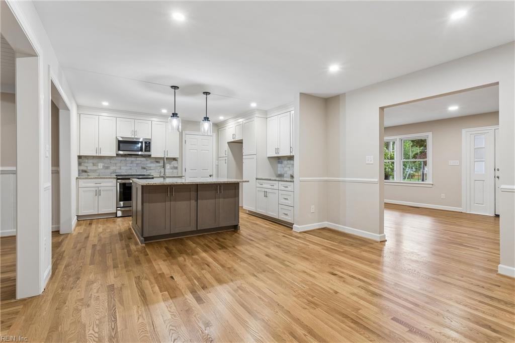 104 Old Dominion Road Yorktown VA 23692