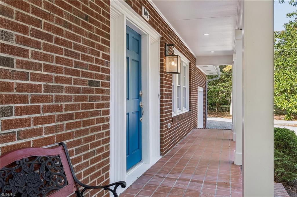 104 Old Dominion Road Yorktown VA 23692