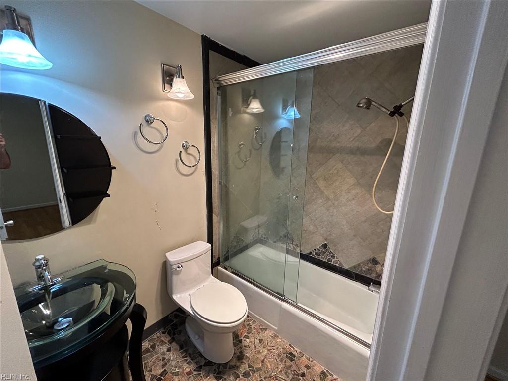 228 Fincastle Drive Newport News VA 23601