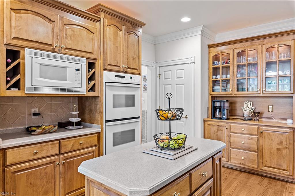 116 Westbury Williamsburg VA 23188