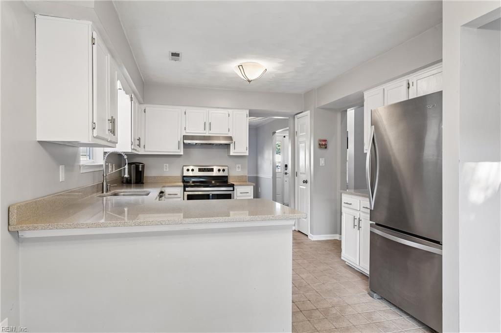 806 Holland Court Newport News VA 23608