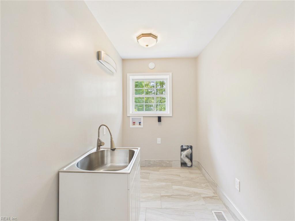 502 Dogwood Road Yorktown VA 23690