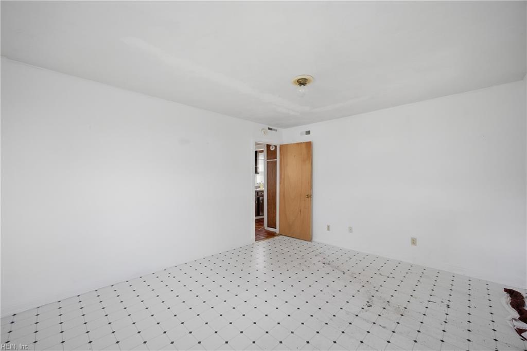 843 15th Street Newport News VA 23607