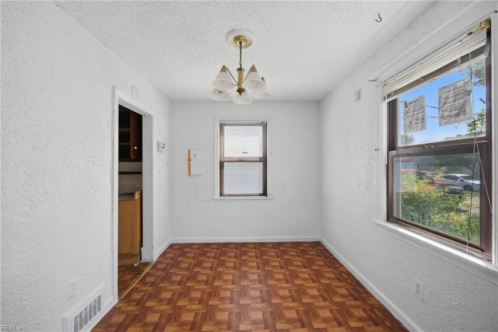 843 15th Street Newport News VA 23607