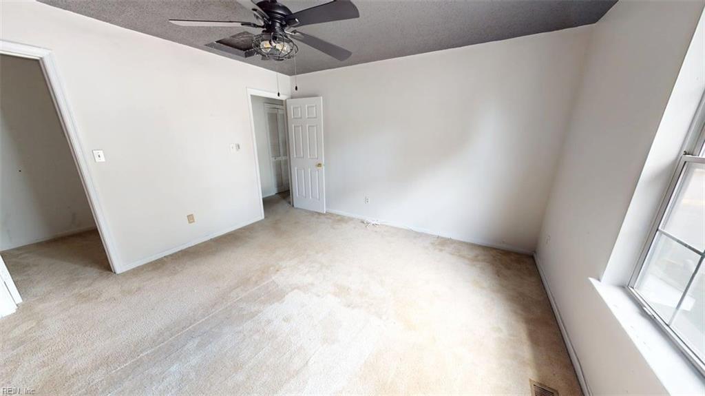 197 Gate House Road Newport News VA 23609